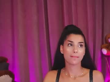 Zariaavera live cam preview — HD — teen — age 20