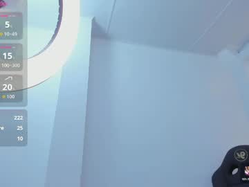 Zenda Evans live cam preview — HD — latina — age 22