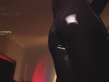 Zoevidal  live cam preview — HD — mistress — age 23