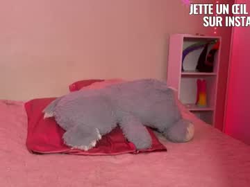 Zoeypinkk live cam profile photo